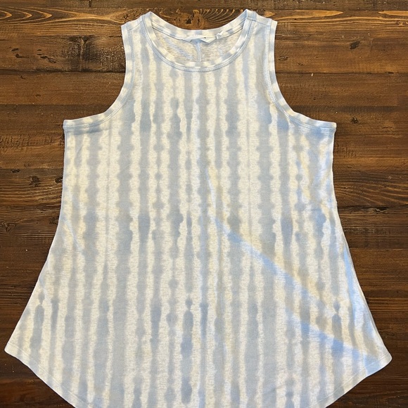 Athleta Breezy tank - Picture 2 of 3